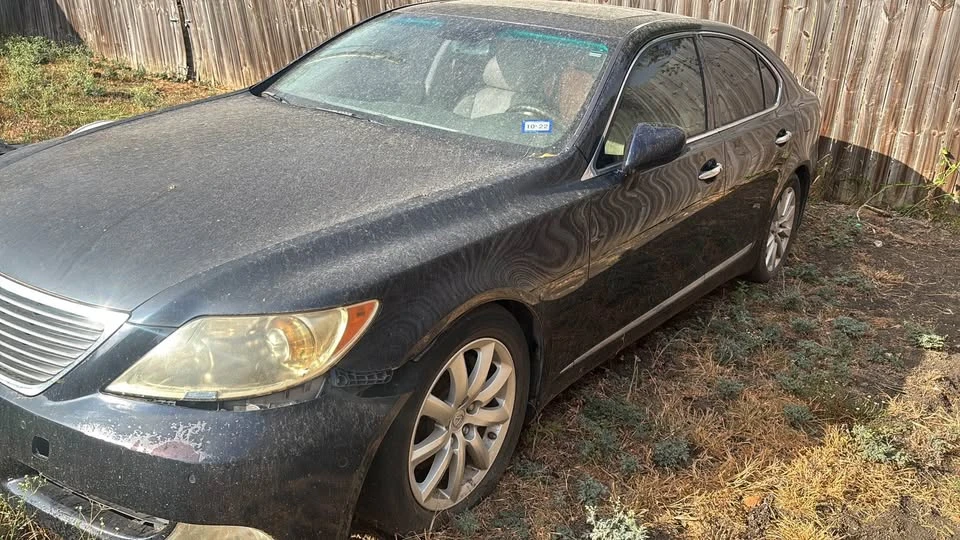2007 Lexus LS 4th Gen - Image 3 of 9