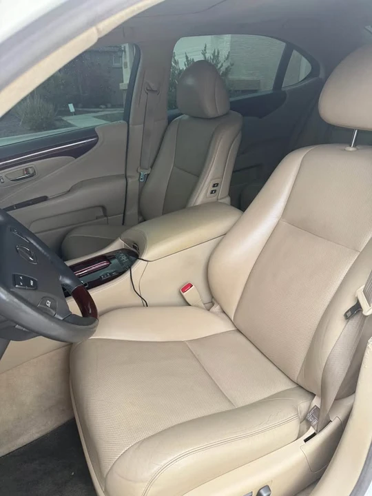 2007 Lexus LS 4th Gen - Image 5 of 10