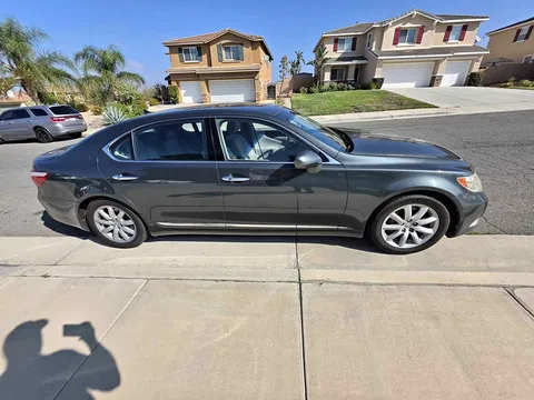 2007 Lexus LS 460 L Sedan 4D