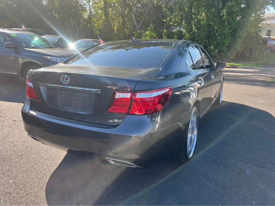 2007 Lexus LS 4th Gen - Image 3 of 13