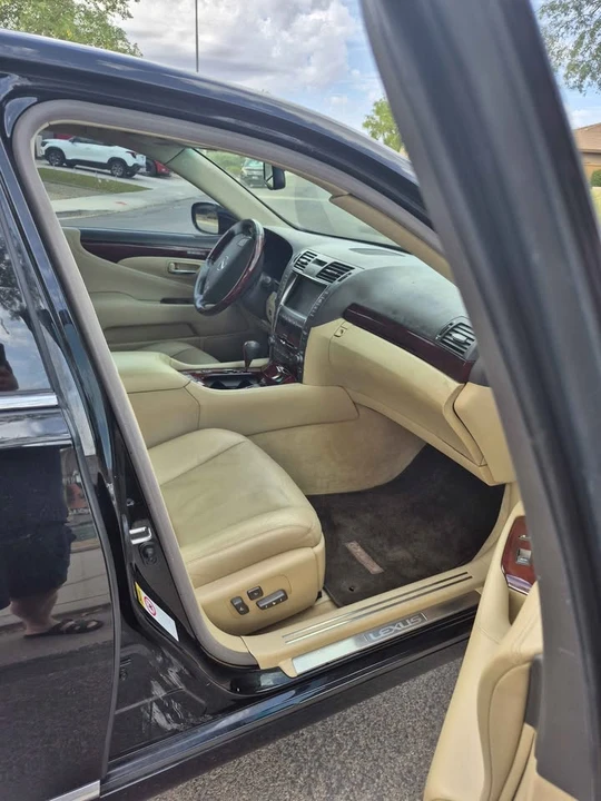 2007 Lexus LS 4th Gen - Image 4 of 15