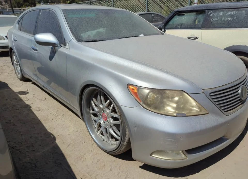 2007 Lexus LS 4th Gen - Image 2 of 3