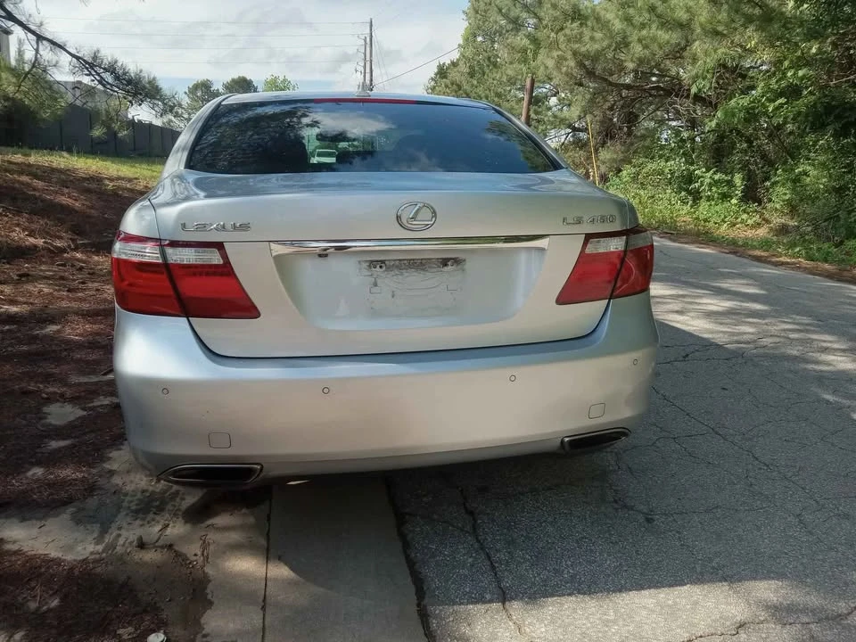 2007 Lexus LS 4th Gen - Image 5 of 13