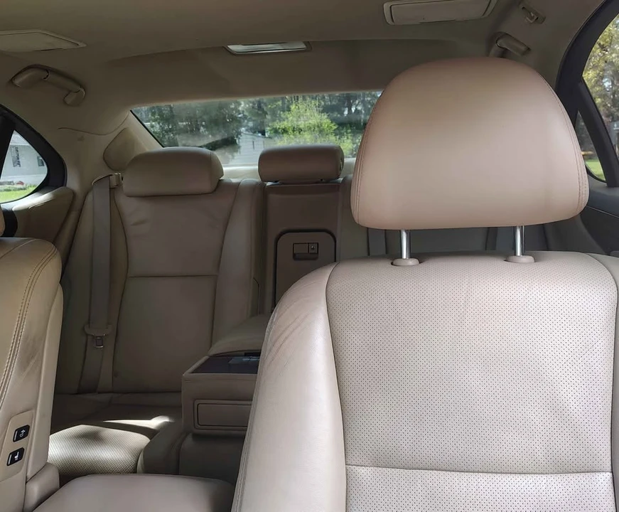 2007 Lexus LS 4th Gen - Image 8 of 16