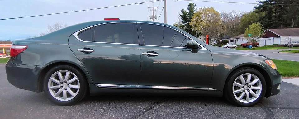2007 Lexus LS 4th Gen - Image 2 of 16