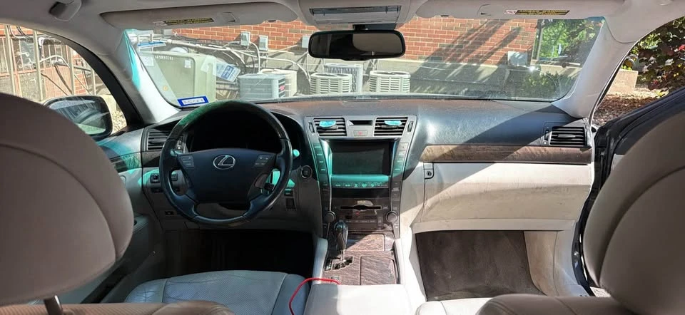 2007 Lexus LS 4th Gen - Image 6 of 8