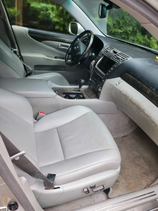 2007 Lexus LS 4th Gen - Image 2 of 5
