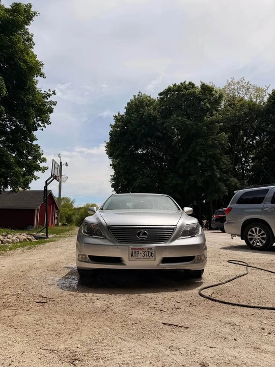 2007 Lexus LS 4th Gen - Image 3 of 16