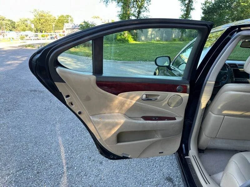 2007 Lexus LS 4th Gen - Image 11 of 20