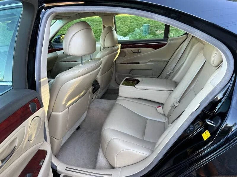 2007 Lexus LS 4th Gen - Image 12 of 20