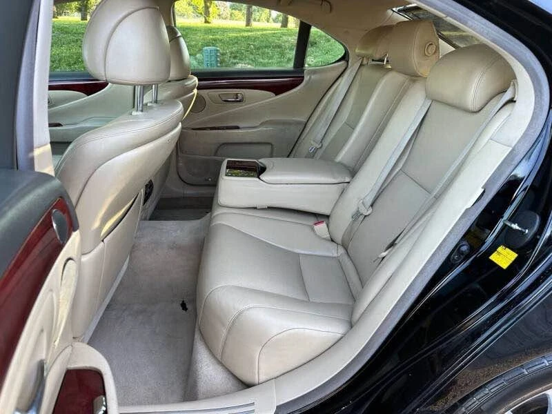 2007 Lexus LS 4th Gen - Image 13 of 20