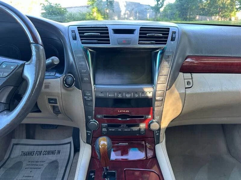 2007 Lexus LS 4th Gen - Image 16 of 20