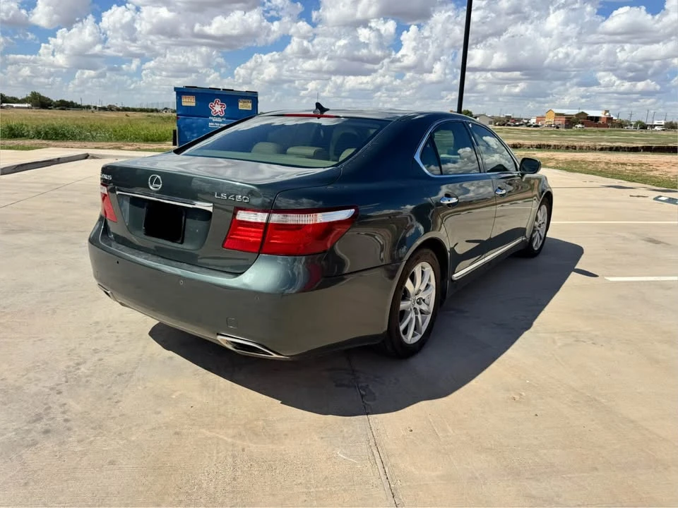 2007 Lexus LS 4th Gen - Image 4 of 8