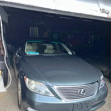 2007 Lexus LS 460 Sedan 4D