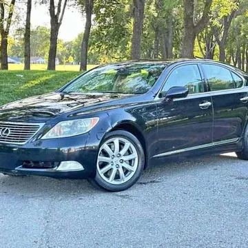 2007 Lexus LS 460 Sedan 4D