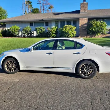 2007 Lexus LS 460 Sedan 4D