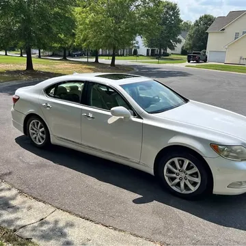2007 Lexus LS 460 Sedan