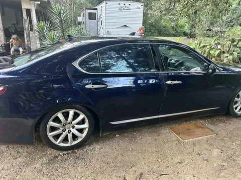 2007 Lexus LS 460 Sedan 4D