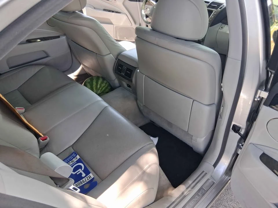 2007 Lexus LS 4th Gen - Image 5 of 11