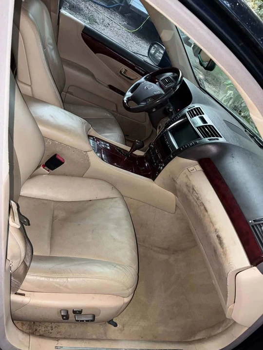 2007 Lexus LS 4th Gen - Image 5 of 11