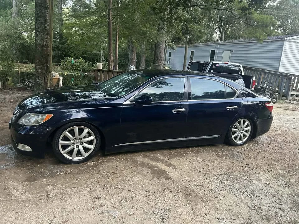 2007 Lexus LS 4th Gen - Image 10 of 11