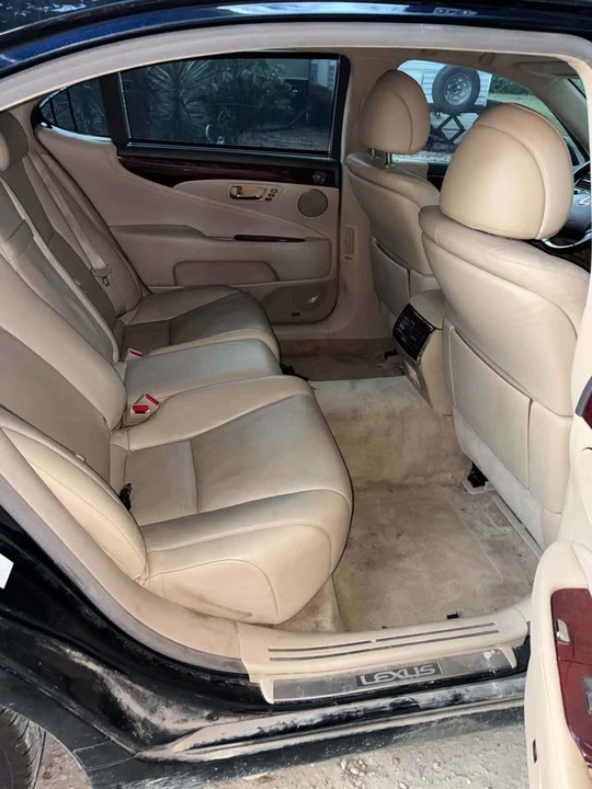 2007 Lexus LS 4th Gen - Image 11 of 11