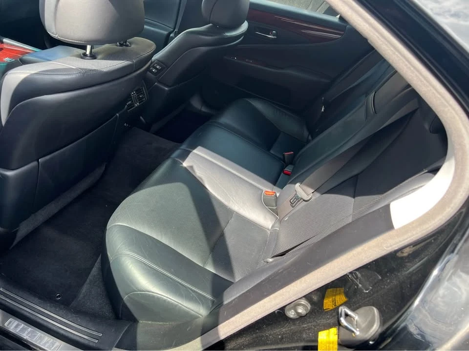 2007 Lexus LS 4th Gen - Image 8 of 11