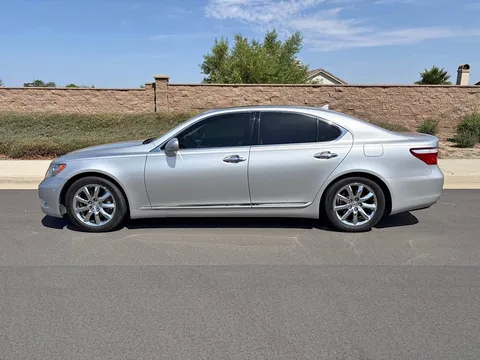 2007 Lexus LS 460 Sedan 4D