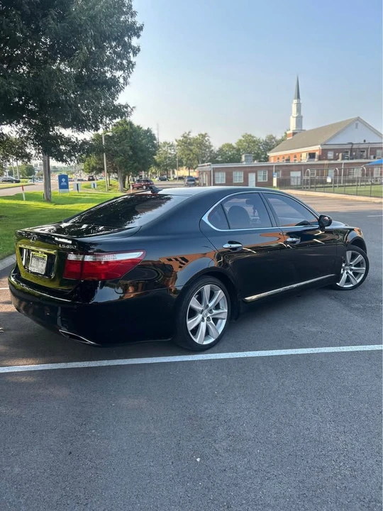2007 Lexus LS 4th Gen - Image 3 of 10