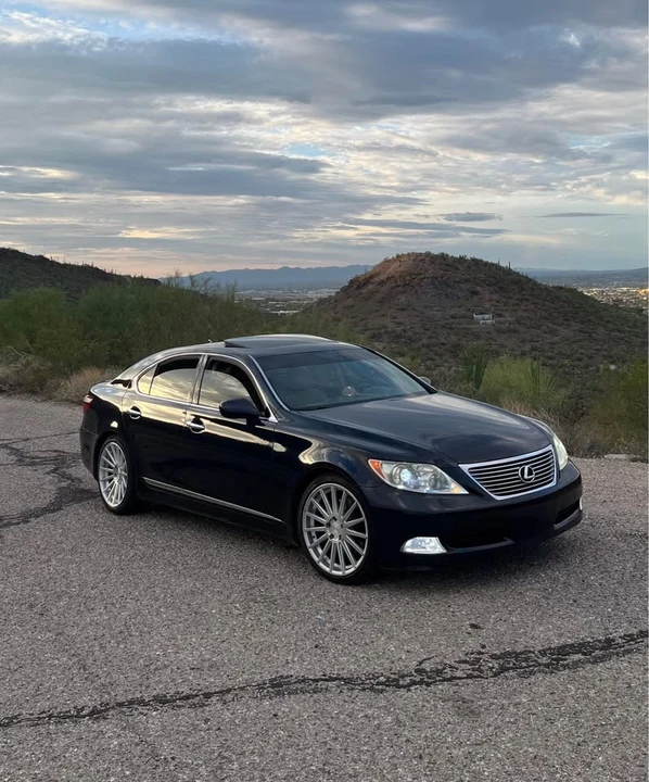 2007 Lexus LS 4th Gen - Image 2 of 9