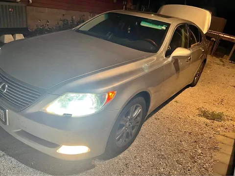 2007 Lexus LS 460 Sedan 4D