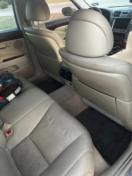 2007 Lexus LS 4th Gen - Image 8 of 12