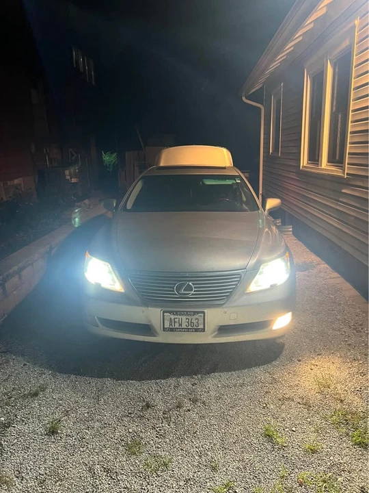 2007 Lexus LS 4th Gen - Image 2 of 6