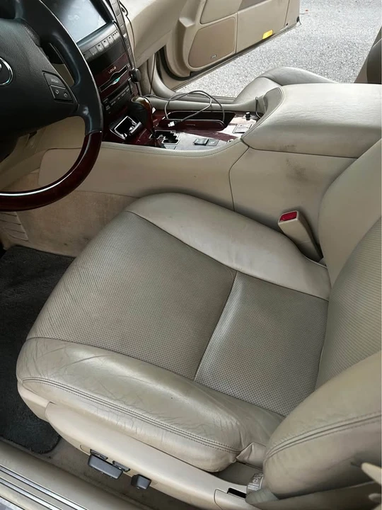 2007 Lexus LS 4th Gen - Image 10 of 12