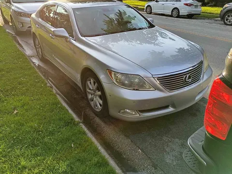 2007 Lexus LS 460 Sedan 4D