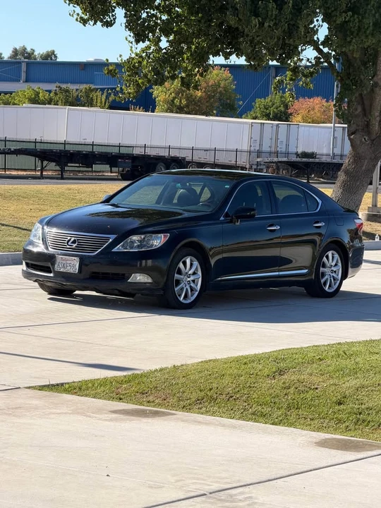 2007 Lexus LS 4th Gen - Image 4 of 20
