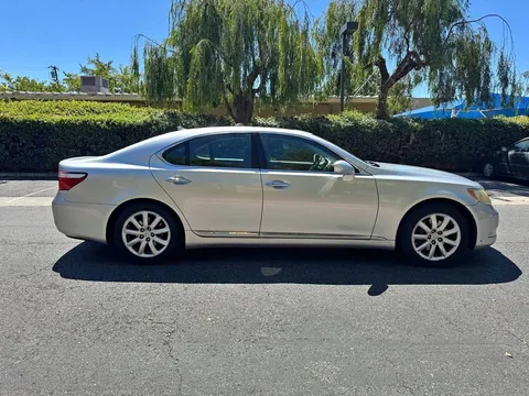 2007 Lexus LS 460 Sedan 4D