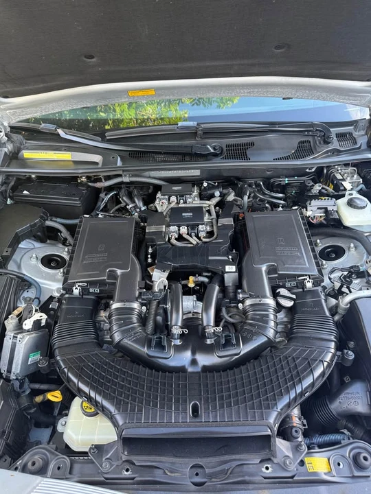 2007 Lexus LS 4th Gen - Image 14 of 15