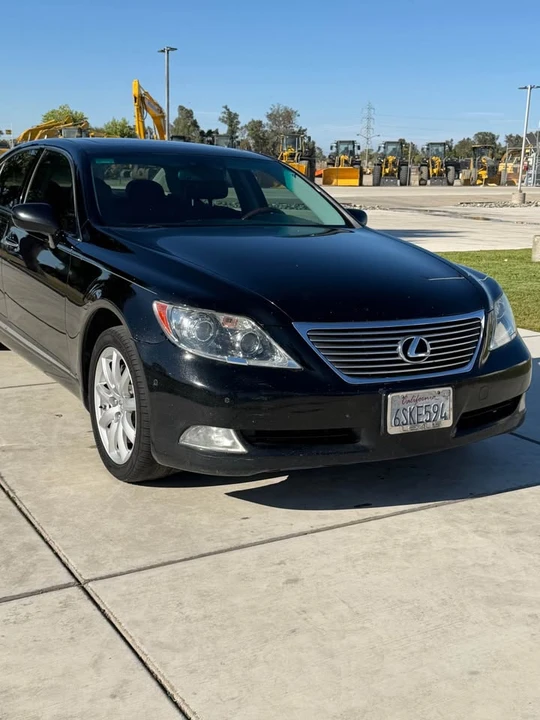 2007 Lexus LS 4th Gen - Image 3 of 20
