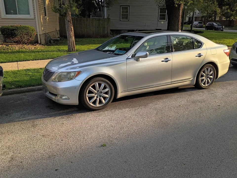 2007 Lexus LS 4th Gen - Image 3 of 10
