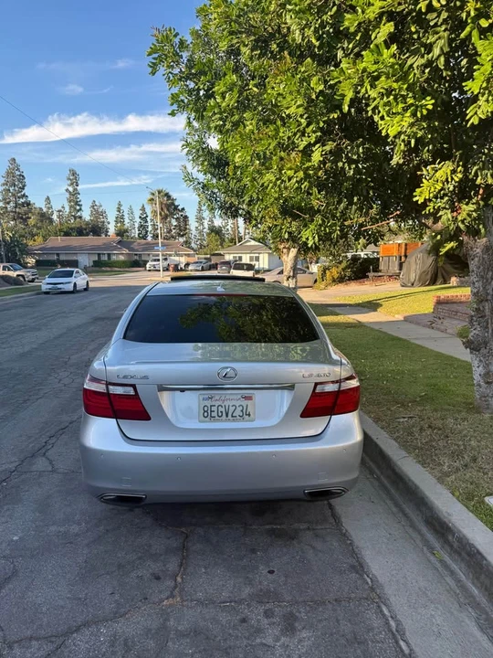 2007 Lexus LS 4th Gen - Image 3 of 15