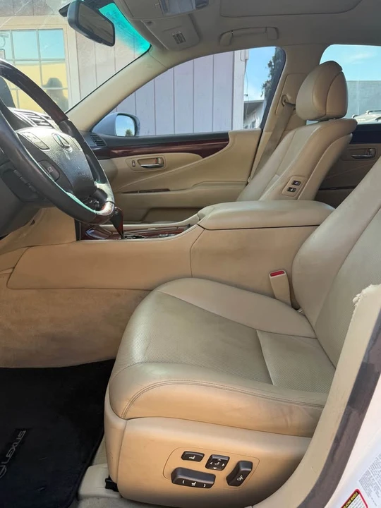 2007 Lexus LS 4th Gen - Image 16 of 18
