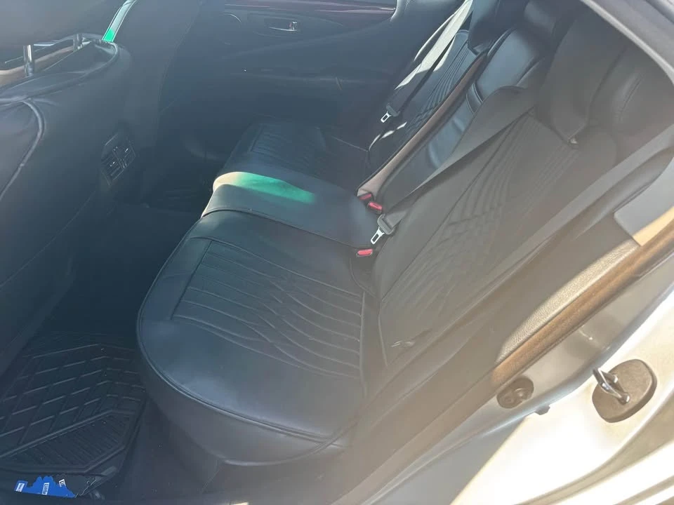 2007 Lexus LS 4th Gen - Image 4 of 5