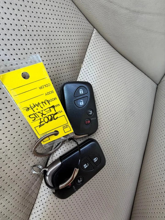 2007 Lexus LS 4th Gen - Image 11 of 18
