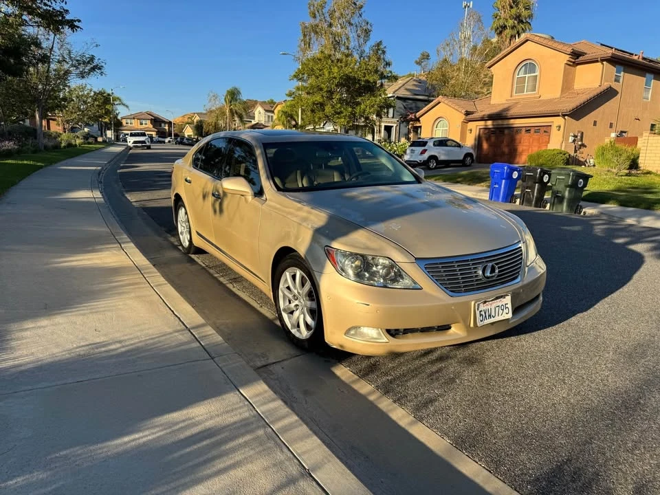 2007 Lexus LS 4th Gen - Image 4 of 10