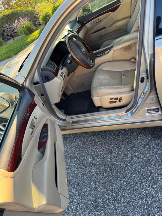 2007 Lexus LS 4th Gen - Image 8 of 10