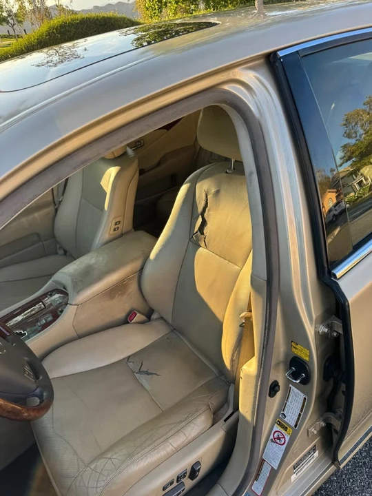 2007 Lexus LS 4th Gen - Image 9 of 10