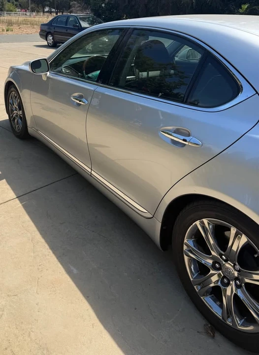 2007 Lexus LS 4th Gen - Image 7 of 18