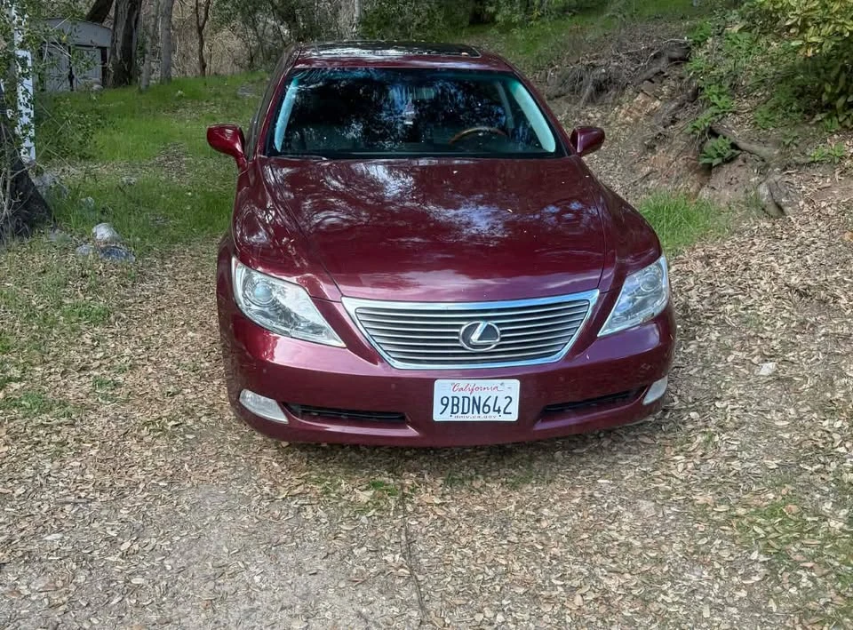 2007 Lexus LS 4th Gen - Image 8 of 9