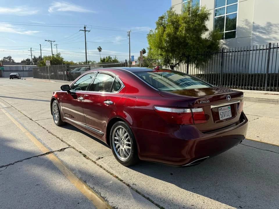 2007 Lexus LS 4th Gen - Image 2 of 17